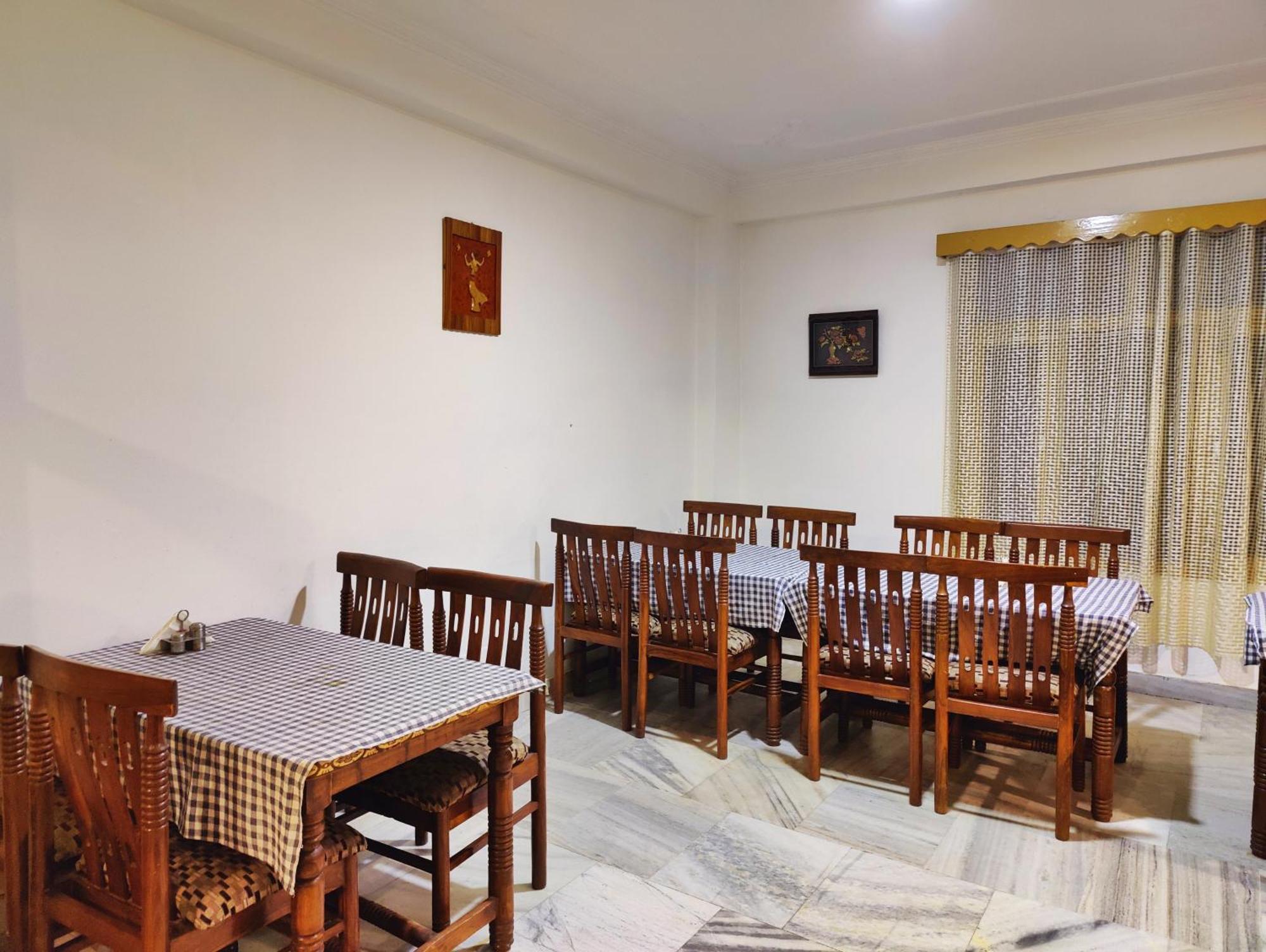 Surya International Hotel Manali Near Mall Road מראה חיצוני תמונה
